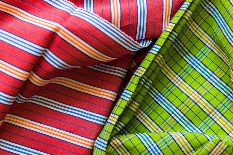 Sarung Jenis Ini Diprediksi Bakal Jadi Tren Fashion Pria di Ramadhan 2023, Kenapa?