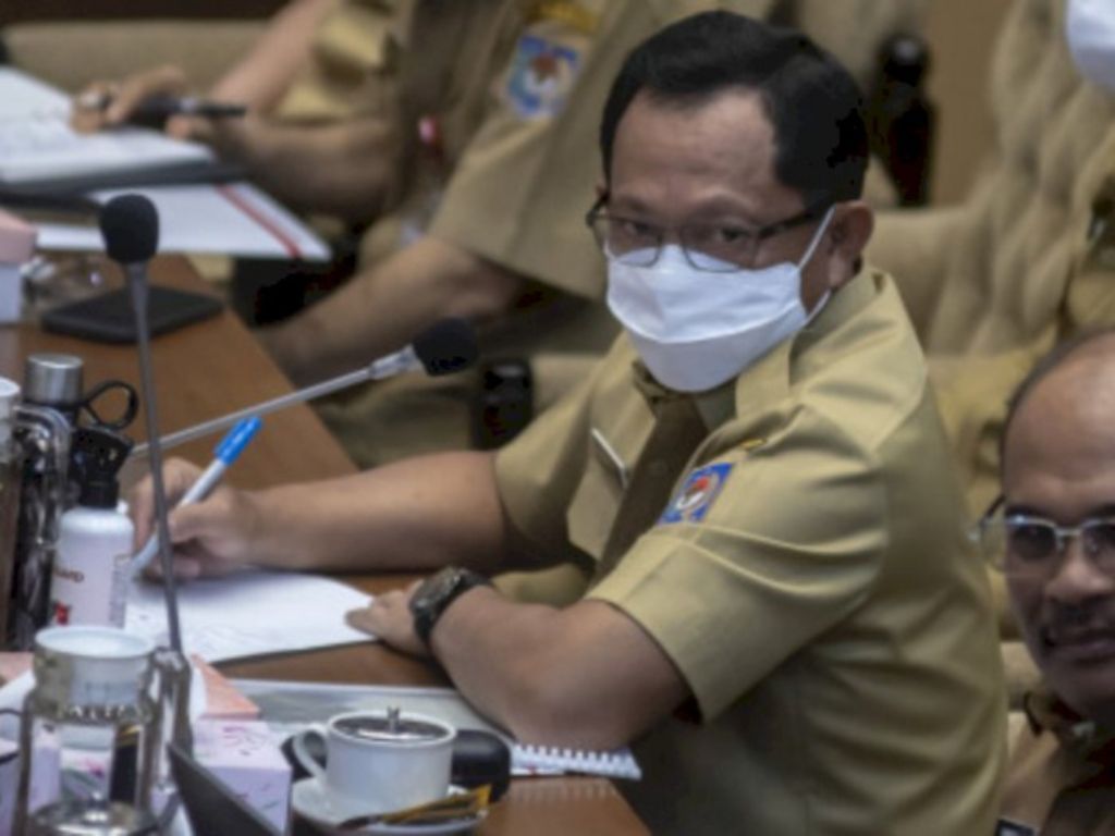 Mendagri Terbitkan Instruksi Pengendalian Polusi Udara Jabodetabek, Mulai WFH hingga Aturan Kendaraan