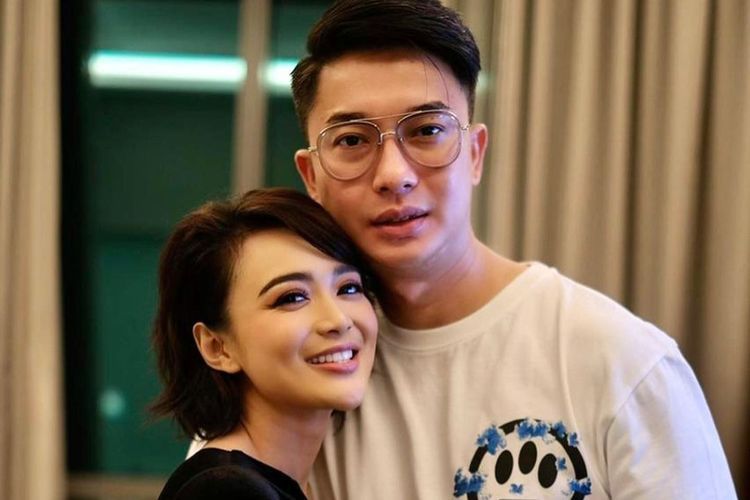 Bantah Dilamar Usai Pamer Cincin dari Kekasih, Wika Salim: Itu Lagi Ulang Tahun