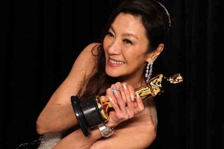 Michelle Yeoh Dapat Ucapan Selamat dari Anwar Ibrahim Usai Meraih Oscar