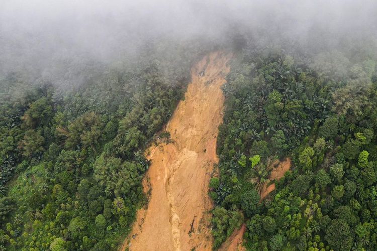 Update Korban Tanah Longsor Natuna: 48 Tewas, 6 Hilang!