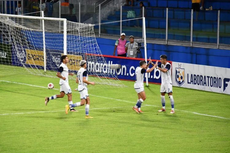 Wasit di Liga Bolivia Ngasih Waktu Tambahan 42 Menit!