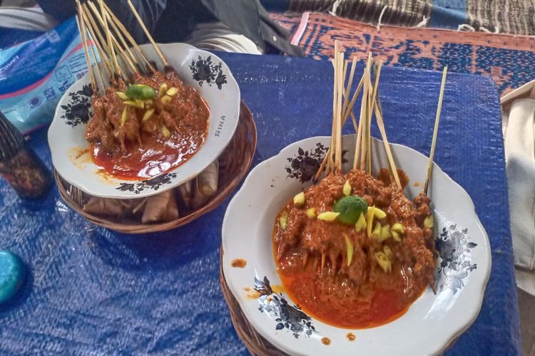 Kayak Gimana Ya Rasa Sate Bulayak Kuliner Khas Lombok, Baca Review Ini!