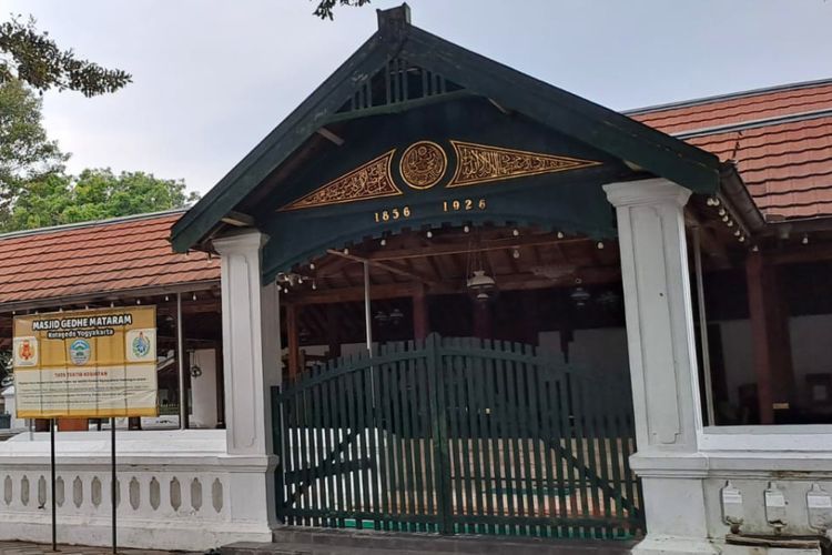 Uniknya Masjid Gedhe Kotagede Jogja, Konon Pembangunan Dibantu Umat Hindu dan Budha