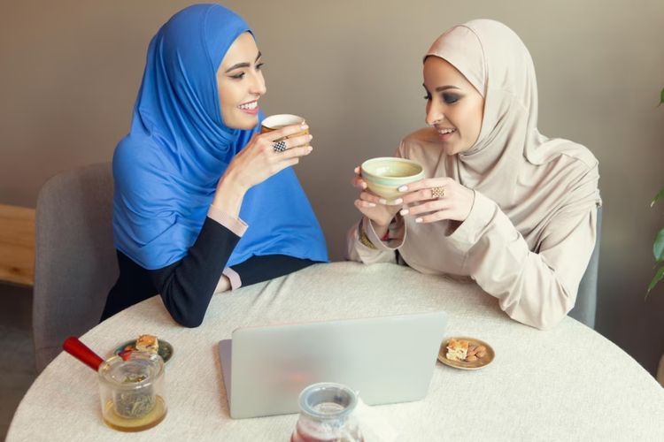 Kiat Penuhi Kebutuhan Cairan Selama Ramadan agar Terhindar dari Dehidrasi