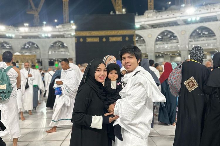 Syahdunya Atta Halilintar dan Aurel Hermansyah Jalani Puasa Hari Pertama di Mekkah