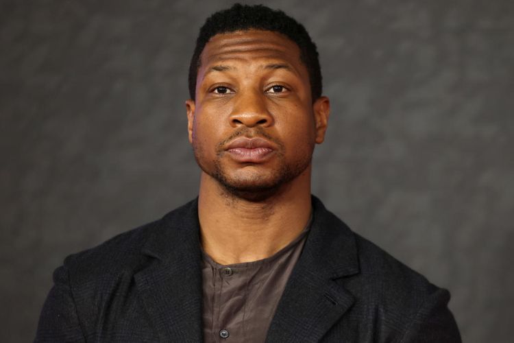 Kejaksaan Mendakwa Jonathan Majors dengan Tuduhan Pelecehan dan Kekerasan