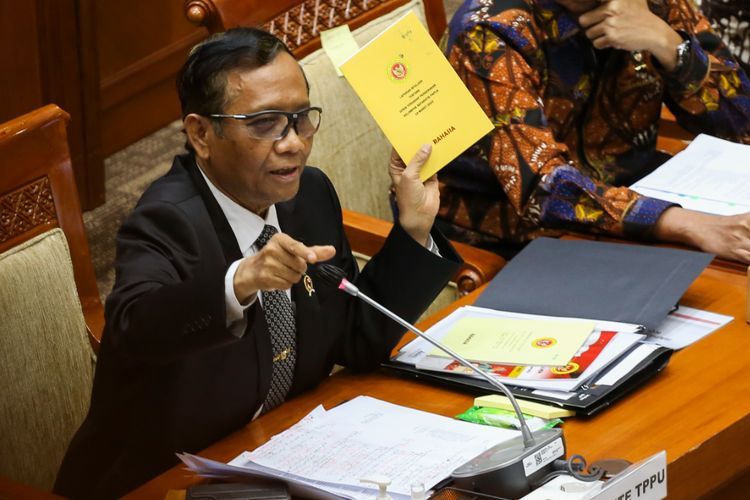 Rapat DPR Bareng Mahfud MD Berlangsung Panas karena Sri Mulyani Gak Hadir