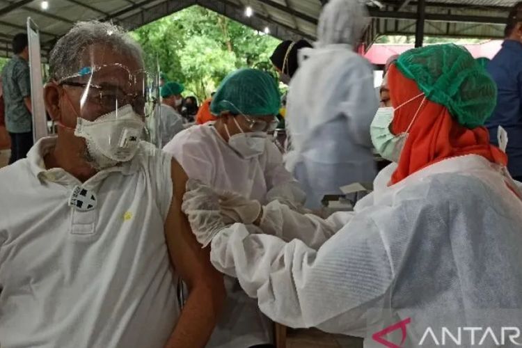 Siap-siap! Menkes Beri Sinyal Vaksinasi COVID-19 Tidak Lagi Diwajibkan