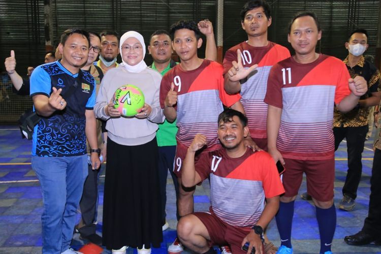 Sambut Mayday 2023, Menaker Ida Resmikan Kompetisi Liga Futsal Pekerja Tingkat Provinsi