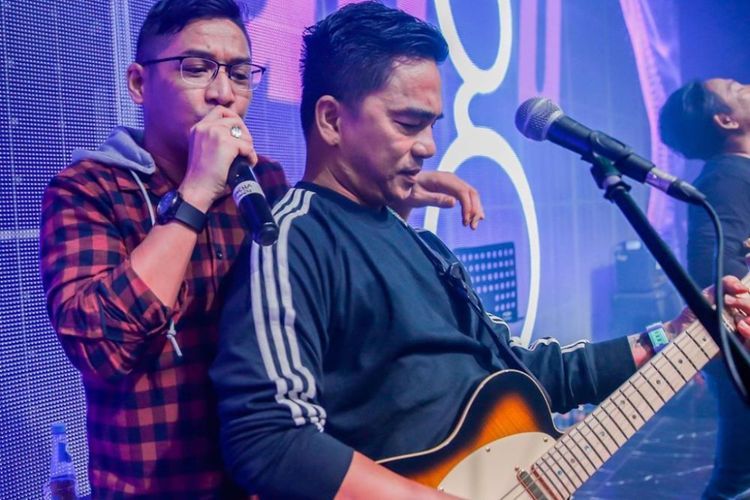 Kisah Persahabatan Enda dan Pasha Ungu, Dari Ketemu di Halte hingga Makan Biskuit Bagi Dua