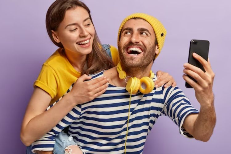 Pria Ini Rayu Cewe Tinder Pakai ChatGPT, Hasilnya Bikin Klepek-klepek!