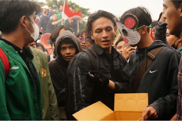 Ikut Demo Tolak UU Cipta Kerja, Jefri Nichol: Banyak Permasalahan