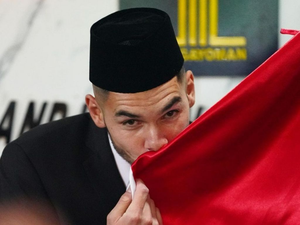 Demi Menghargai Umat Muslim, Pemain Naturalisasi Ini Ikut Beribadah Puasa