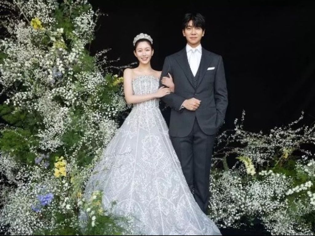 Lee Seung Gi dan Lee Da-in Resmi Menikah, Simak Fakta Pernikahan Keduanya!