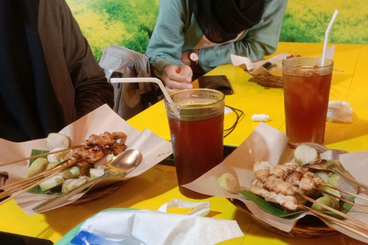Mencicipi Sate Taichan Konicipi Semarang, Harga Terjangkau dan Bikin Nagih!