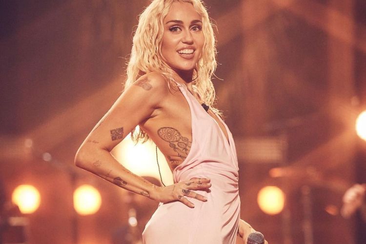 Kalahkan Kill Bill, Lagu Flowers Miley Cyrus Jadi Paling Banyak Didengar 2023