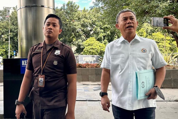Ketua DPRD DKI Prasetyo Edi Diperiksa KPK Hari Ini