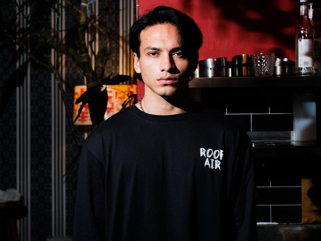 Jefri Nichol Minta Maaf dan Tulis Surat Bermaterai untuk Salma, Ini Isinya!