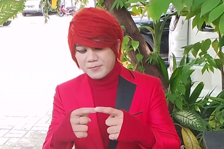 Klarifikasi Pesulap Merah Gak Terima Dituduh Bongkar Trik Ida Dayak