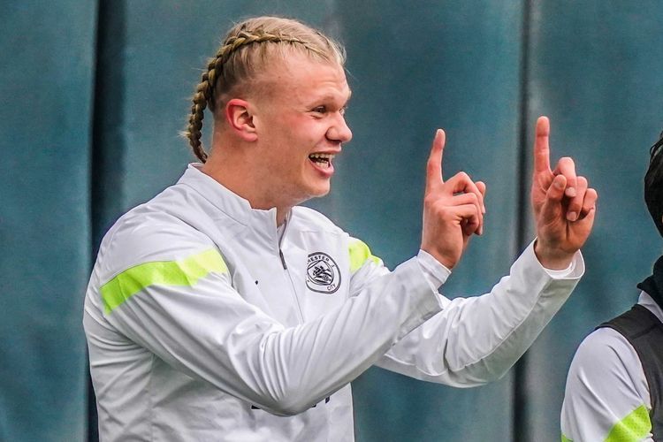 Erling Haaland Pamer Rambut Baru Jelang Lawan Bayern Munchen, Dikepang Nih Guys