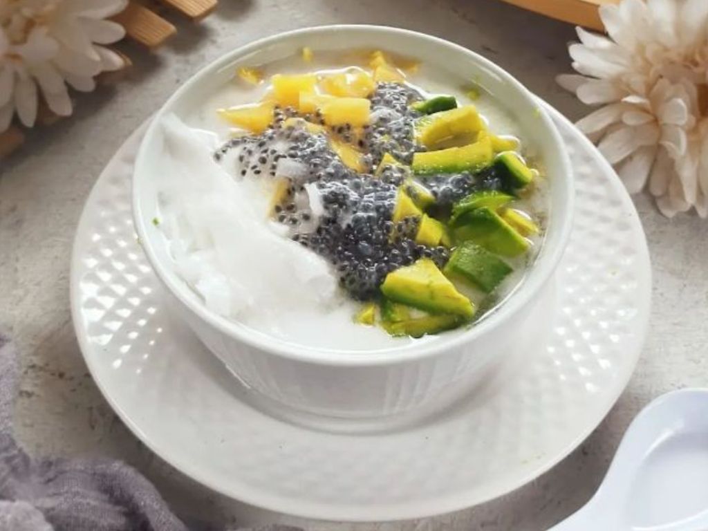 Gurih dan Segar, Ini Resep Es Teler Super Creamy yang Dijamin Ketagihan!
