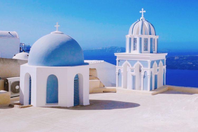 Menjelajahi Pesona Fira, Ibu Kota Santorini yang Disebut Kota Putih di Lautan Biru