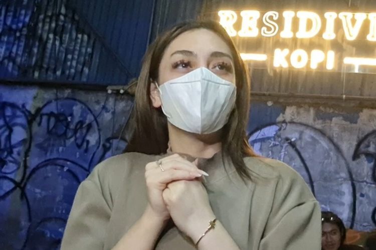 Didekati Banyak Pria, Celine Evangelista Tak Mau Buru-Buru Lepas Status Janda