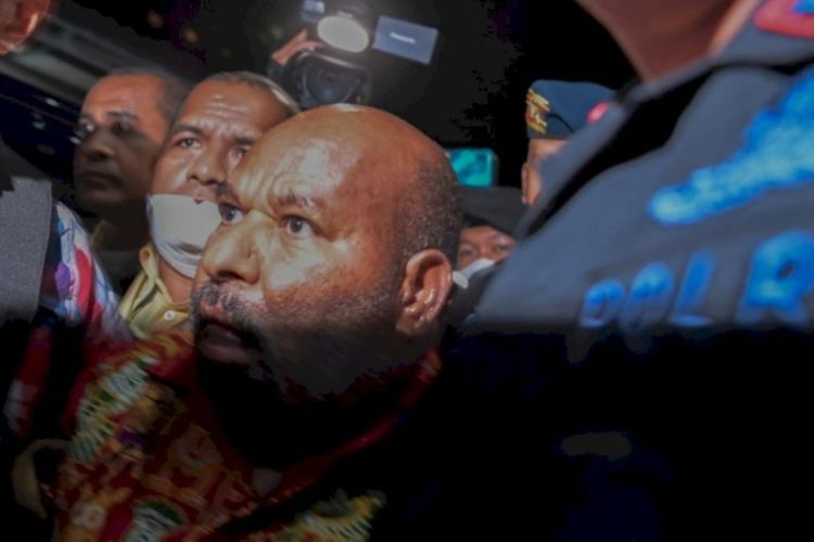 KPK Tetapkan Lukas Enembe Jadi Tersangka Tindak Pidana Pencucian Uang 