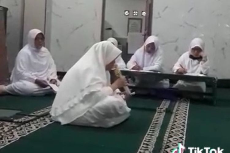 Viral Ibu Meninggal saat Lomba Baca Al-Qur'an, MasyaAllah Kematian yang Buat Iri