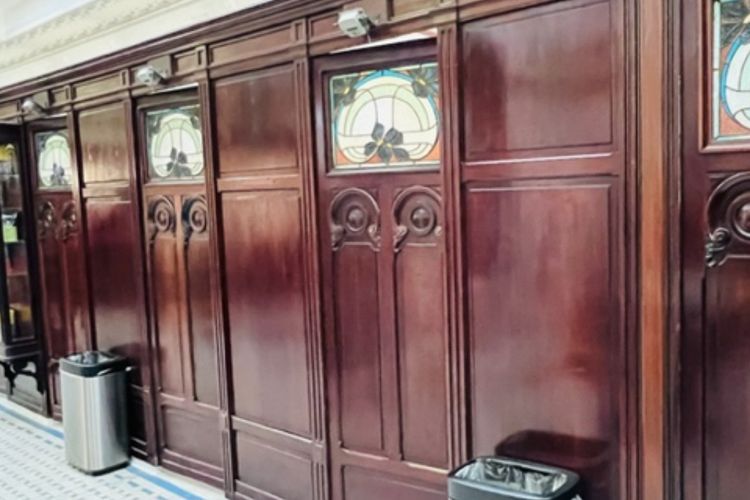 Mewahnya WC Umum di Paris, Bergaya Art Nouveau Masuknya Bayar Rp32 Ribu