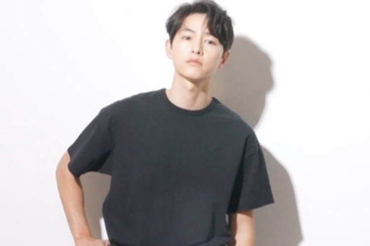 Song Joong Ki Tampak Makin Kurus Usai Menikah dengan Katy Louise Saunders Bikin Khawatir