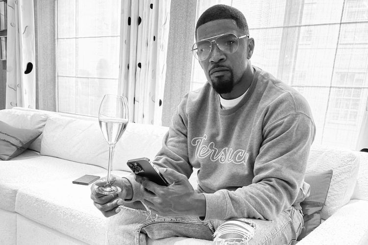 Alami Komplikasi Medis, Jamie Foxx Jalani Perawatan di Rumah Sakit
