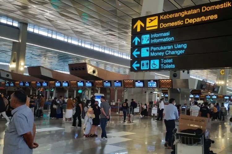 Setelah Banyak Keluhan, Akhirnya Ada Bus Gratis Antar Gate di Terminal 3 Bandara Soetta