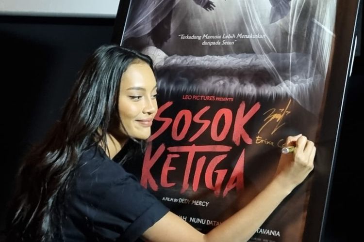Totalitas! Adegan Laga Erika Carlina di Film 