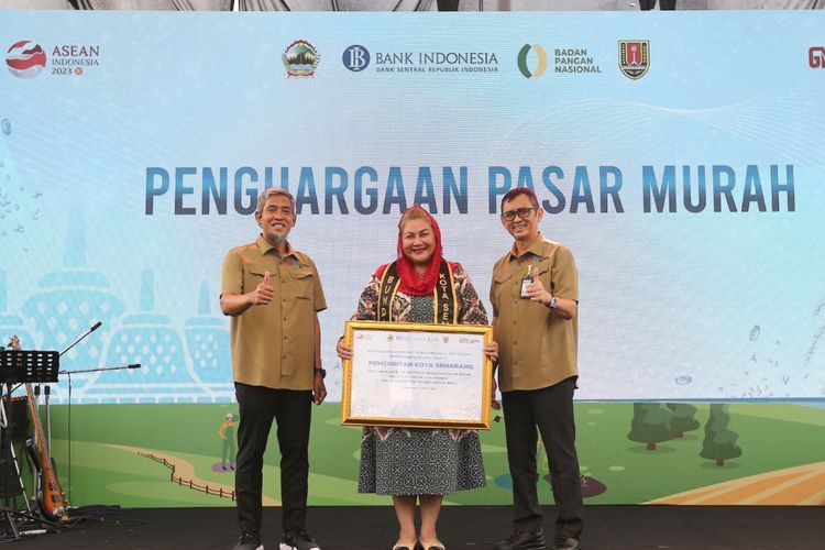 Program 'Pak Rahman' Pemkot Semarang Raih Penghargaan dari TPID Jawa Tengah dan BI