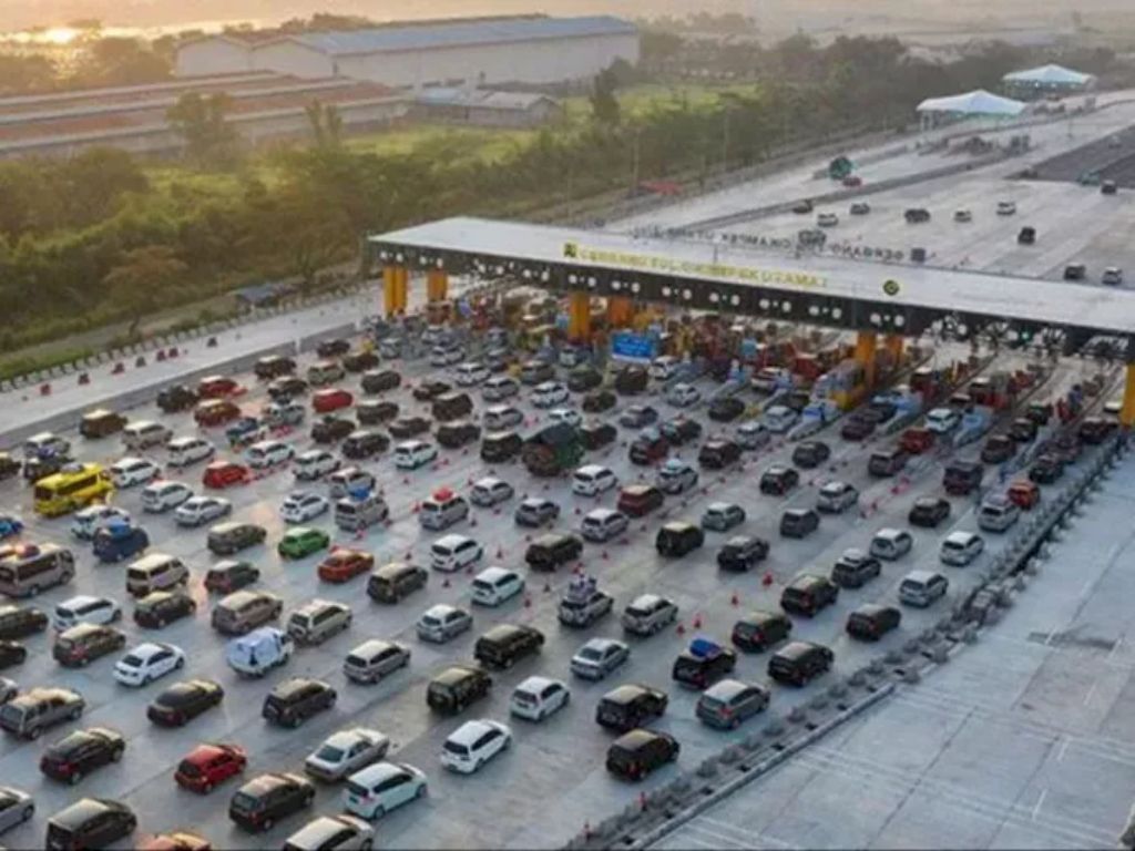 Contraflow di Tol Japek Diberlakukan Siang Ini dari Km 36 Sampai Km 70