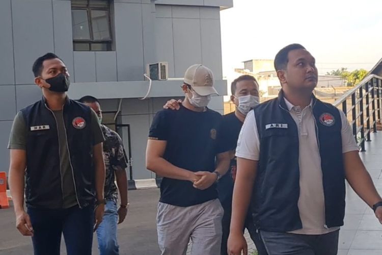 Aktor HF Diduga Hud Filbert Ditangkap Polisi Terkait Dugaan Penyalahgunaan Narkoba