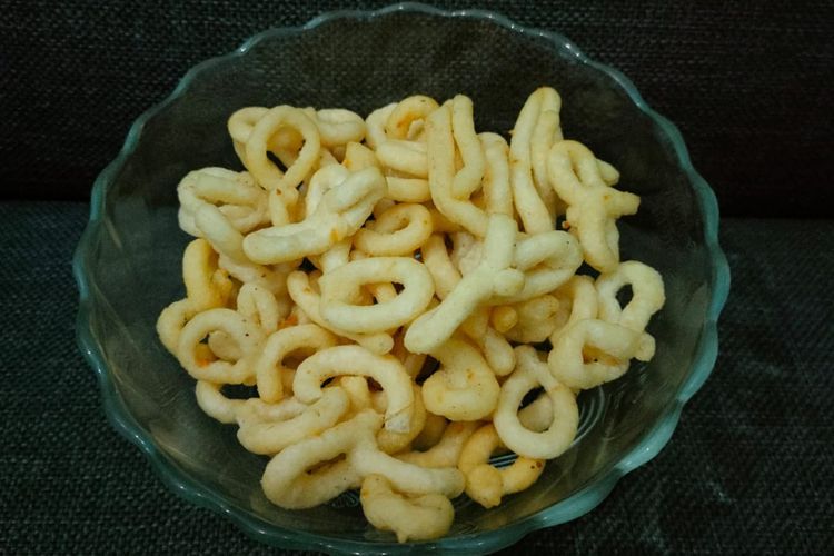 Jajanan Lebaran Gurih Oleh-oleh khas Kebumen, Yuk Cobain Lanting!