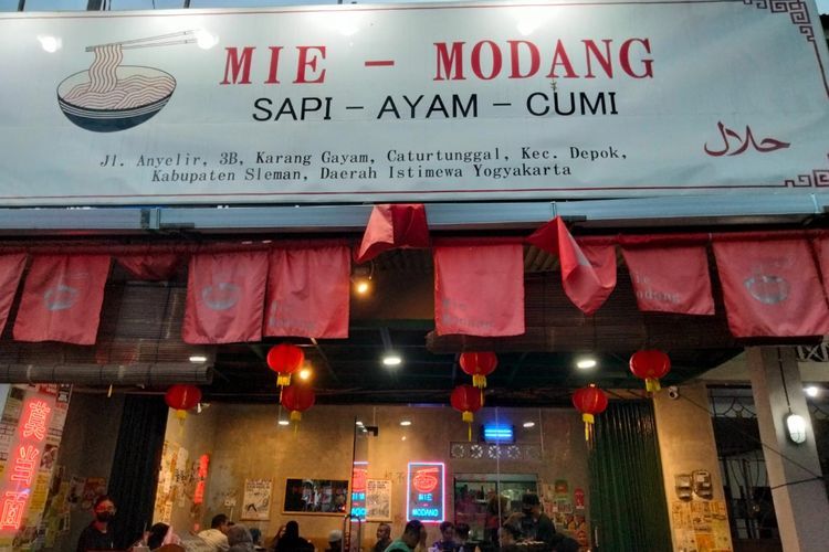 Mie Modang, Rekomendasi Tempat Bukber dengan Aneka Topping dan Dumpling di Jogja