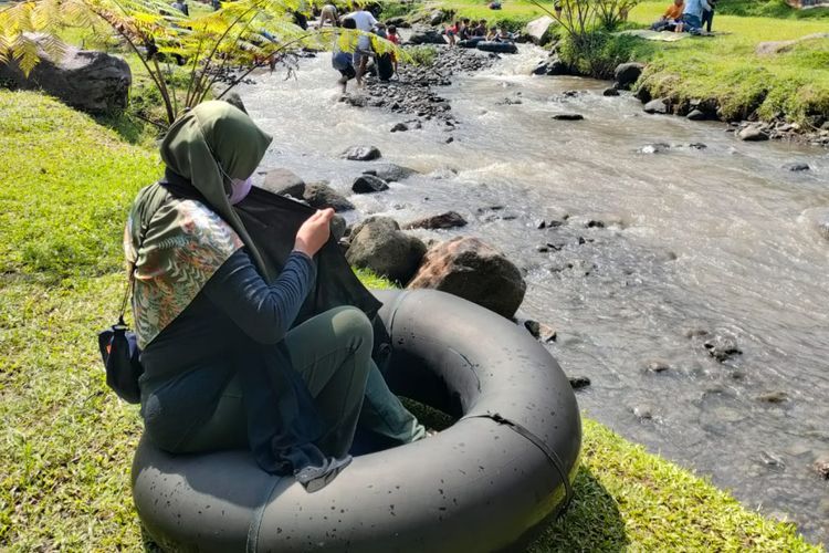 Asyiknya Piknik ke Ledok Sambi, Rasain Sensasi Flying Fox dan Main Air di Sungai Kaliurang