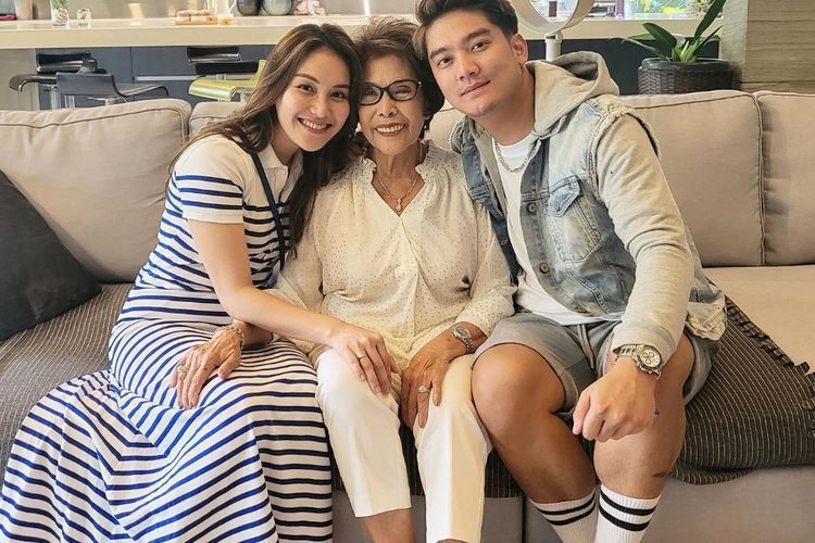 Ayu Ting Ting Sebut Orangtuanya Malu Ketemu Keluarga Boy William: Orang Kaya Masuk Kampung