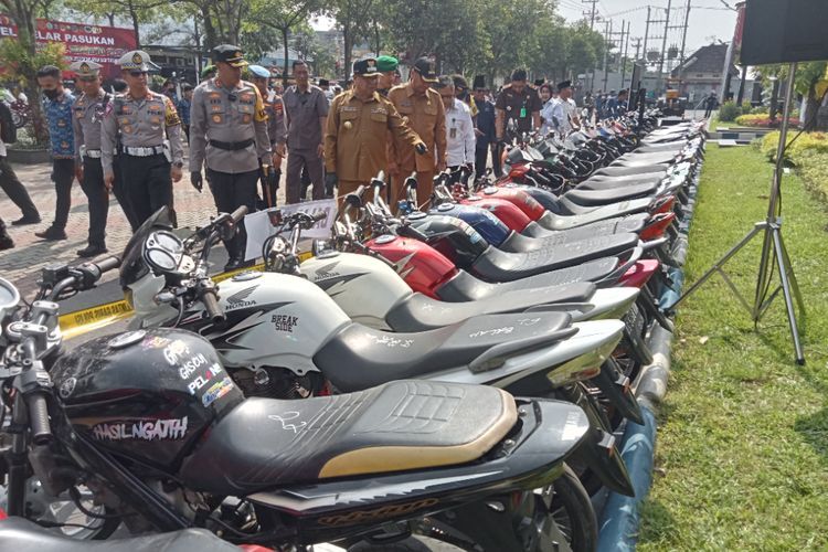 Balap Liar Jelang Buka Puasa, 10 Joki dan Ratusan Motor di Tulungagung Diamankan Polisi