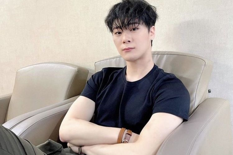 Moonbin ASTRO Ditemukan Tak Bernyawa di Rumahnya, Diduga Bunuh Diri