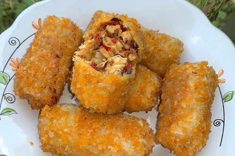 Resep Risol Isi Ayam Suwir, Enak dan Mudah Dibuat