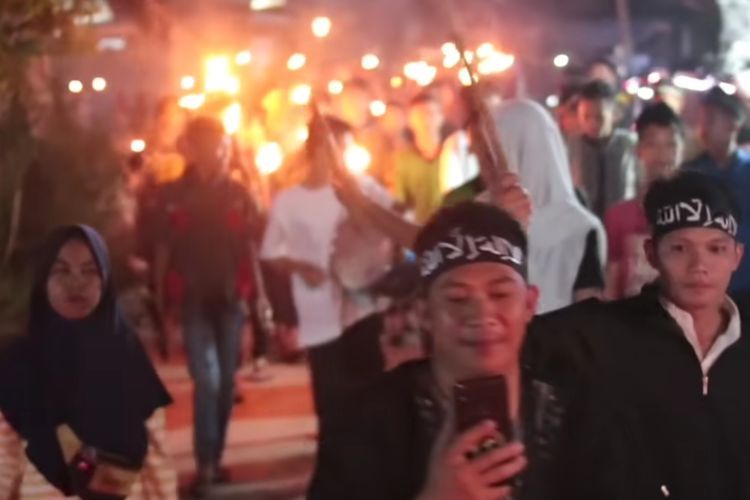 Semarak Pawai Takbiran, Tradisi Muslim Sambut Lebaran