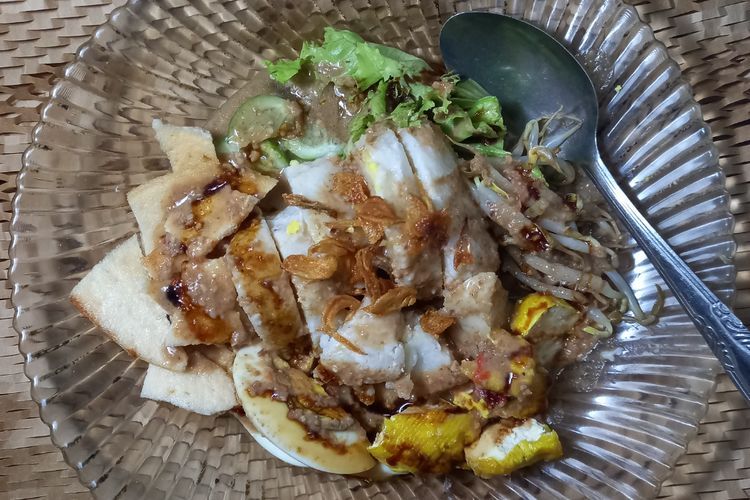Resep Gado-Gado Khas Surabaya, Beri Rasa Lebih Gurih dan Beda dari yang Lain!