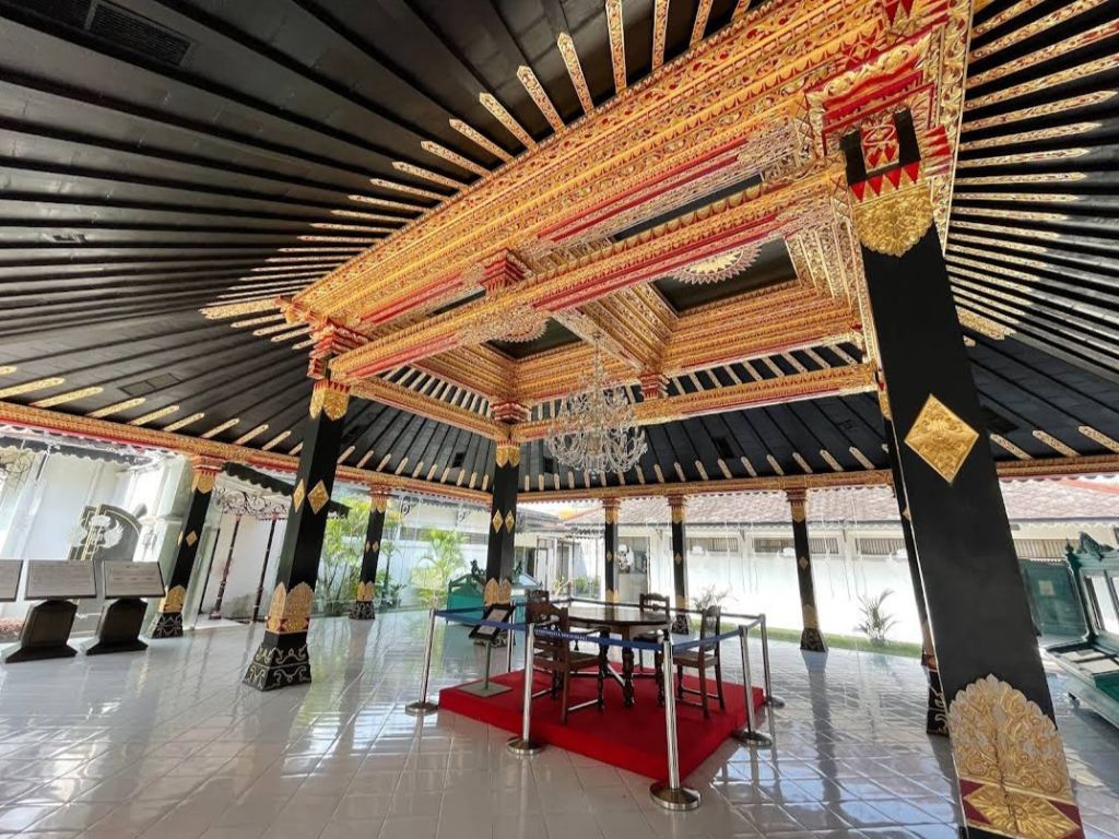Keraton Yogyakarta: Sejarah dan Keunikan Istana Kesultanan Ngayogyakarta Hadiningrat