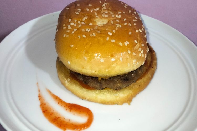 Yuk Cobain Resep Burger Homemade Ala Kafe yang Simpel