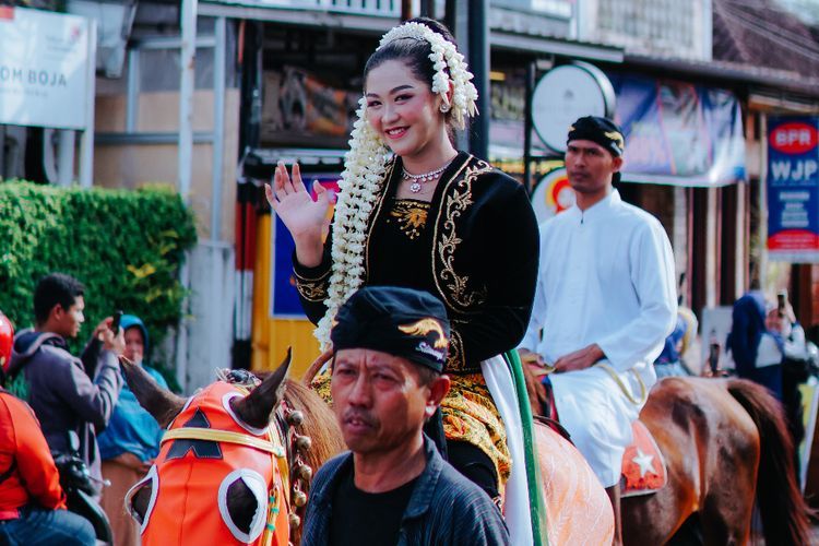 Kirab Syawalan, Tradisi Warga Boja Kendal Kenang Perjuangan Nyai Dapu